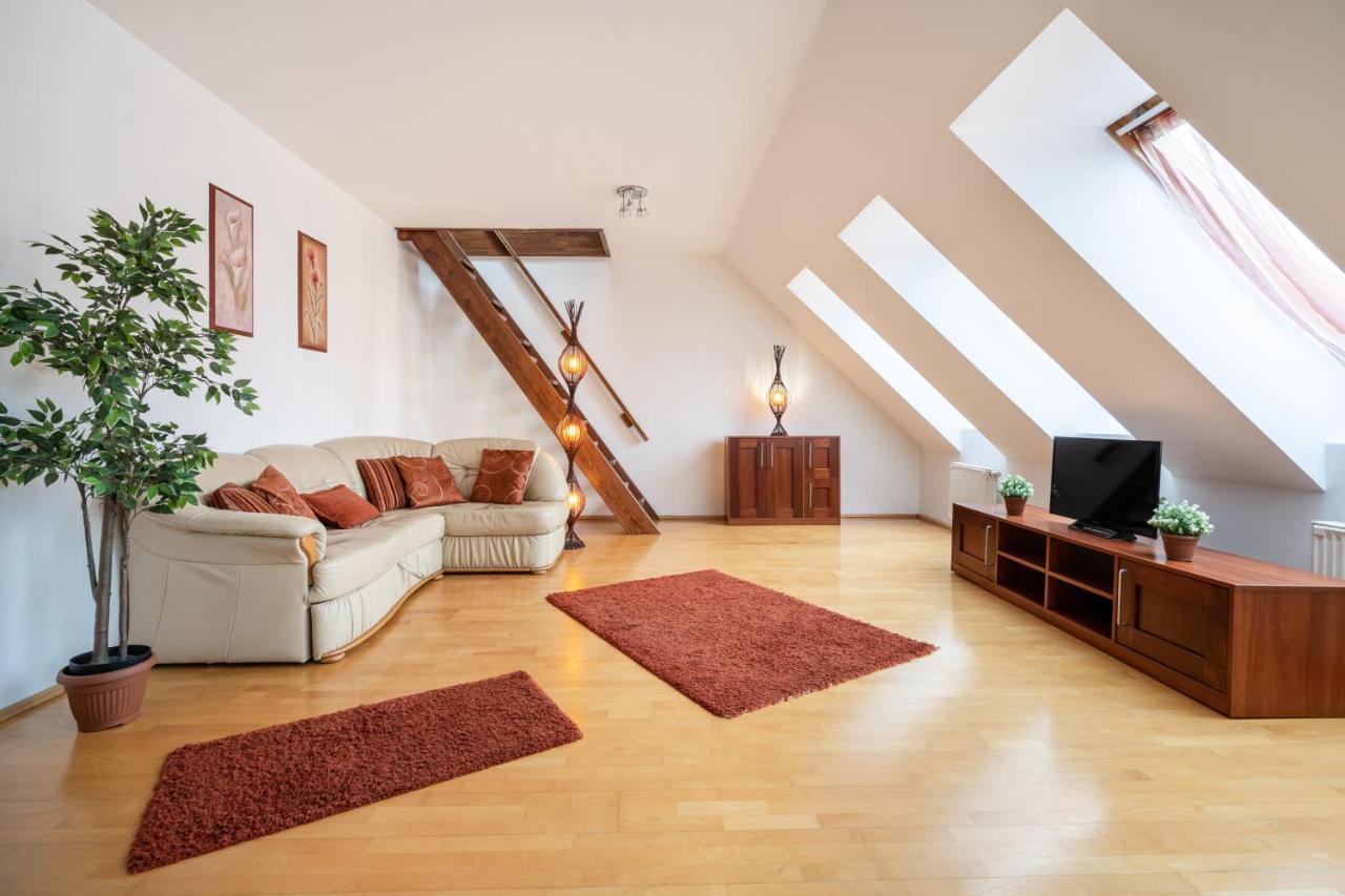 Beautiful Apartment With Ac Budapest Extérieur photo