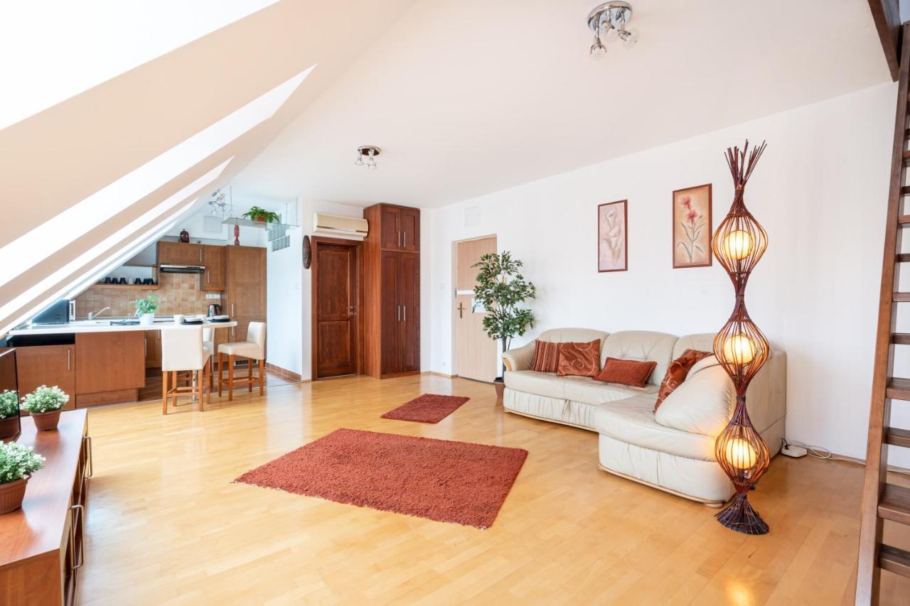 Beautiful Apartment With Ac Budapest Extérieur photo